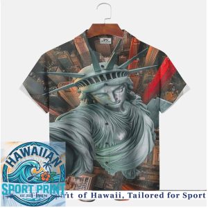 Funny Statue Of Liberty Selfie New York City USA Pride Hawaiian Shirt